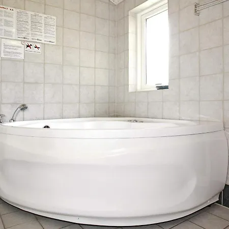 Three-bedroom Holiday In Knebel 21 * Hadsund