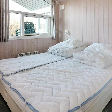 Holiday home Three-bedroom Holiday In Knebel 21