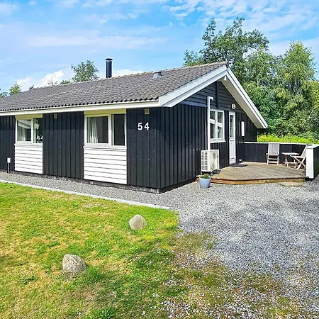 Three-bedroom Holiday In Knebel 21 Holiday home Hadsund