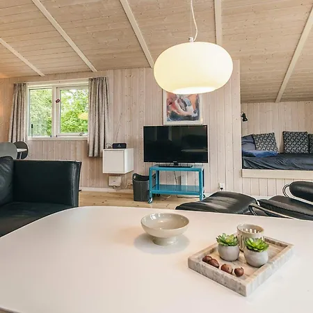 Three-bedroom In Knebel 21 * Hadsund