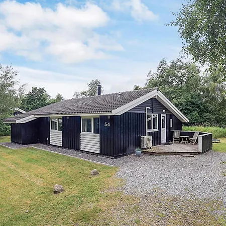 Three-bedroom In Knebel 21 * Hadsund
