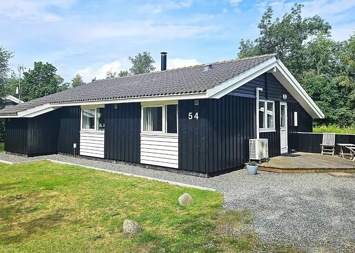 Дом отдыха 6 Person In